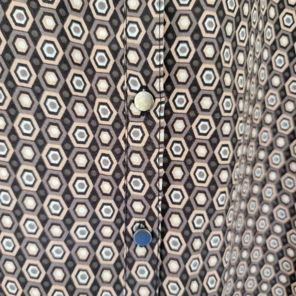 Daisy Fuentes Long Sleeve Button down Blouse Black Multi Geometric Womens Size M - Picture 4 of 10